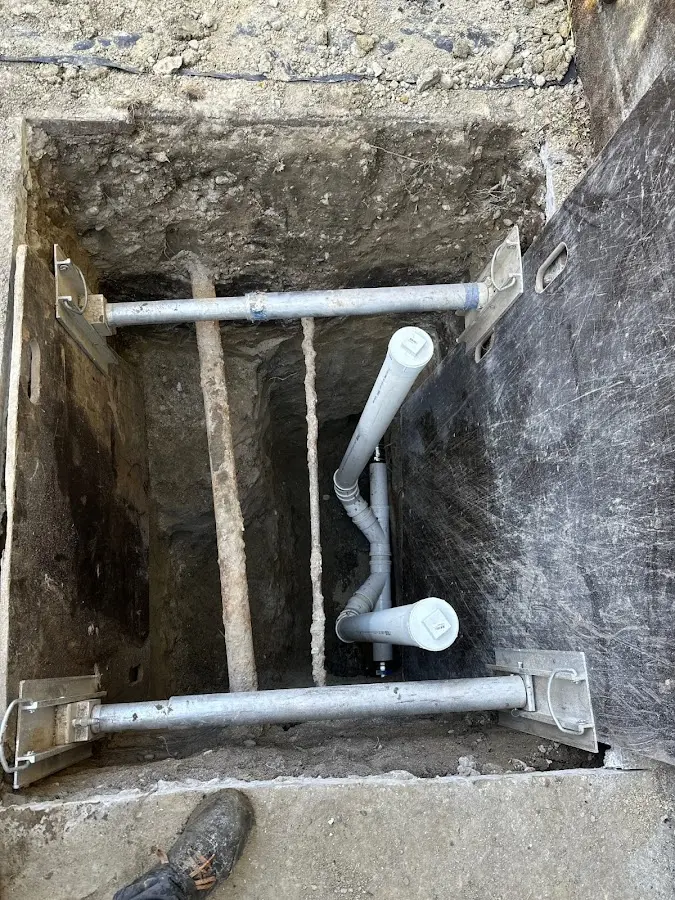 Experienced plumber completing Gas Line Repair work in Waynesburg